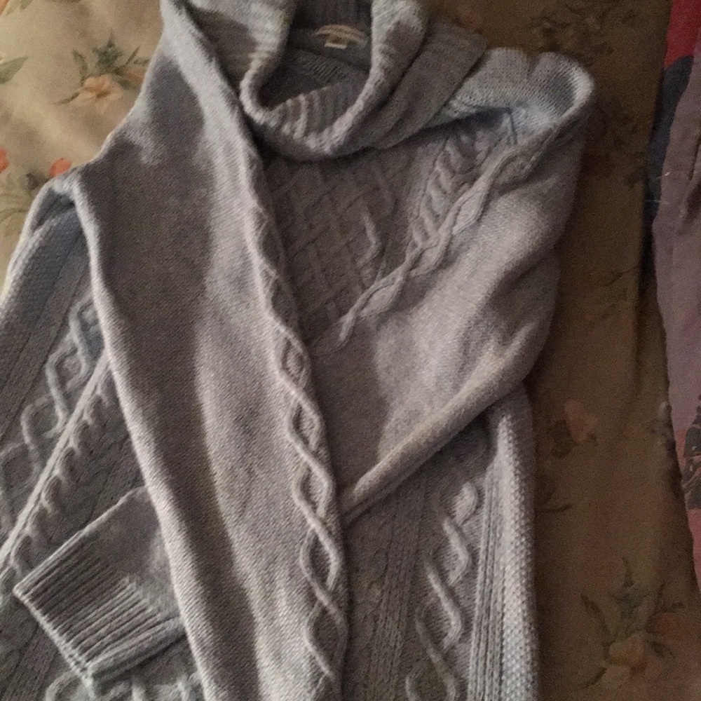 Turtleneck - Picture 2 of 3